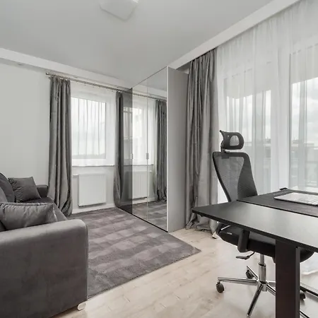 Luksusowy Z 3 Sypialniami, Klimatyzacja, Parkingiem I Biurkiem We Wroclawiu By Renters Prestige Апартаменты Вроцлав