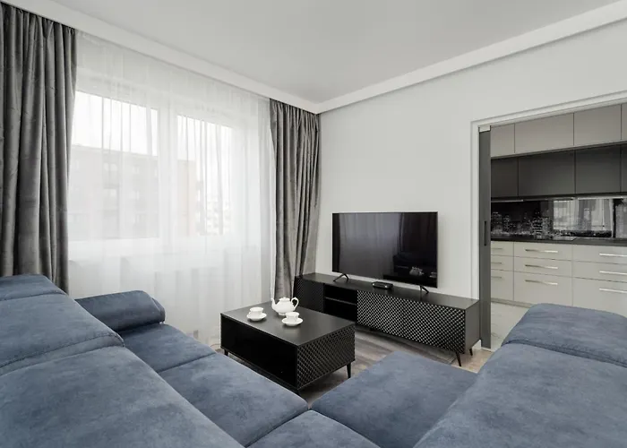 Luksusowy Z 3 Sypialniami, Klimatyzacja, Parkingiem I Biurkiem We Wroclawiu By Renters Prestige Apartment