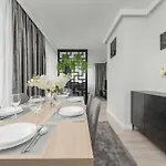 Luksusowy Z 3 Sypialniami, Klimatyzacja, Parkingiem I Biurkiem We Wroclawiu By Renters Prestige Διαμέρισμα