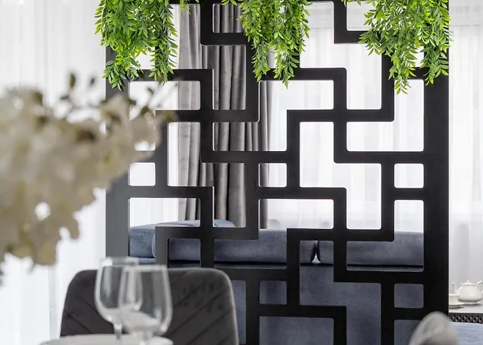 Luksusowy Z 3 Sypialniami, Klimatyzacją, Parkingiem I Biurkiem We Wrocławiu By Renters Prestige Apartament Wrocław